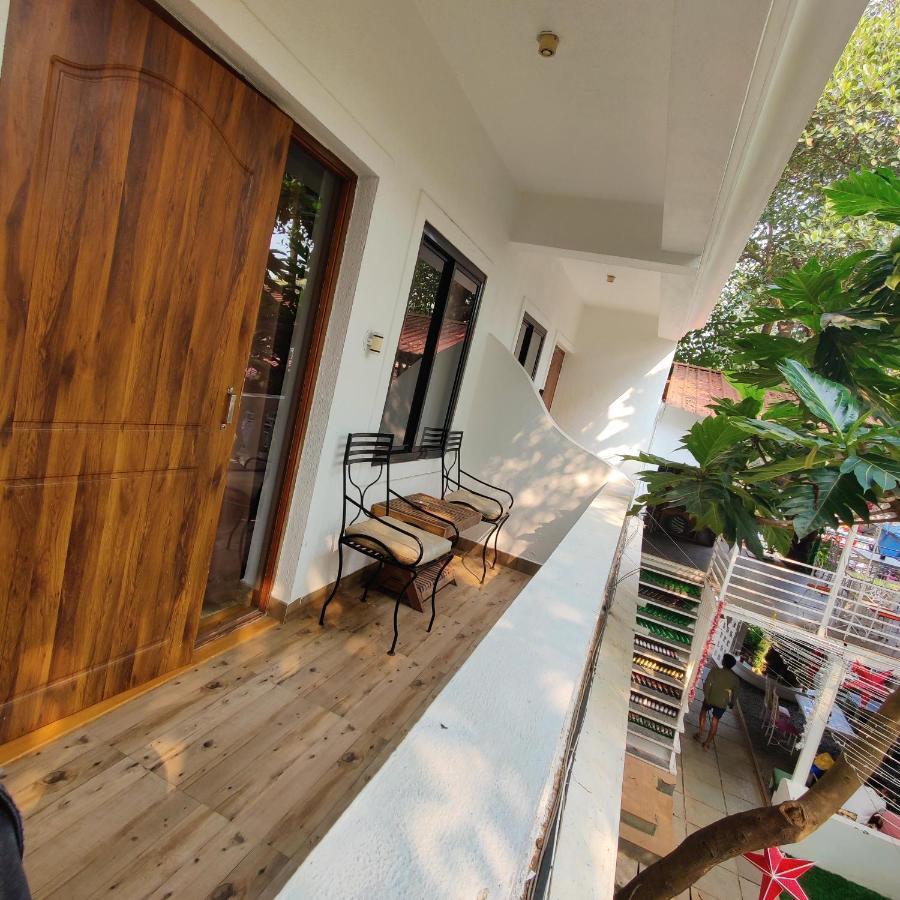 ホテル Wtf My House バガ エクステリア 写真
